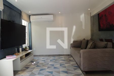 Sala de casa para alugar com 3 quartos, 500m² em Jacarepaguá, Rio de Janeiro