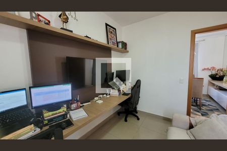 Escritório de apartamento à venda com 4 quartos, 94m² em Centro, Betim