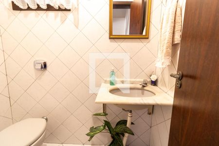 Lavabo de casa à venda com 3 quartos, 136m² em Espírito Santo, Porto Alegre