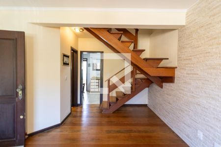 Sala de casa à venda com 3 quartos, 136m² em Espírito Santo, Porto Alegre