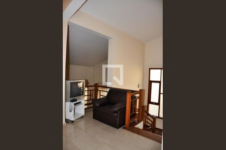 Corredor de casa à venda com 3 quartos, 414m² em City América, São Paulo