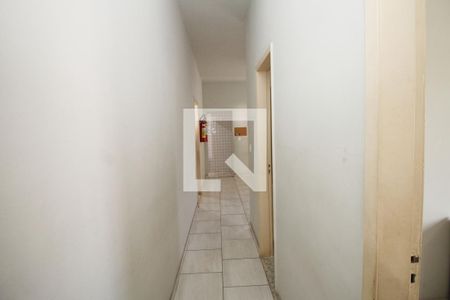 Corredor de apartamento à venda com 2 quartos, 80m² em Penha, Rio de Janeiro