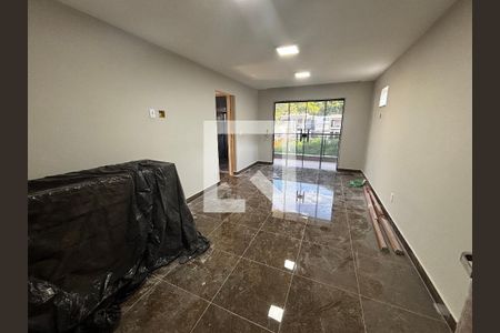 Suíte 2 de casa de condomínio para alugar com 4 quartos, 400m² em Recreio dos Bandeirantes, Rio de Janeiro