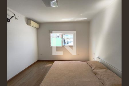 Suíte 1 de casa para alugar com 3 quartos, 350m² em Cambuci, São Paulo