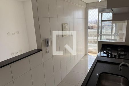 Cozinha de apartamento para alugar com 2 quartos, 100m² em Vila Matias, Santos