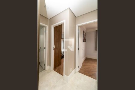 Corredor - Quartos de apartamento para alugar com 3 quartos, 100m² em Jardim Leonor Mendes de Barros, São Paulo