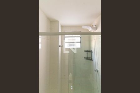 Banheiro Social de apartamento para alugar com 1 quarto, 30m² em Vila Esperança, São Paulo