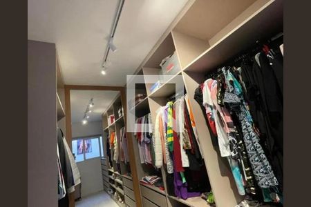 Casa à venda com 3 quartos, 180m² em Vila Roque, São Paulo