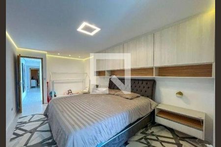 Casa à venda com 3 quartos, 180m² em Vila Roque, São Paulo