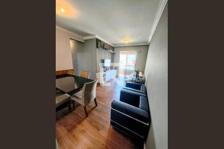 Sala de apartamento à venda com 3 quartos, 77m² em Vila Gumercindo, São Paulo