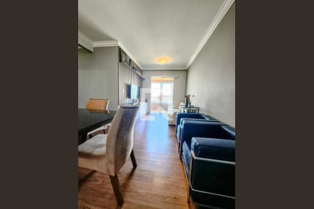 Sala de apartamento à venda com 3 quartos, 77m² em Vila Gumercindo, São Paulo