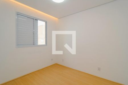Quarto 1 de apartamento para alugar com 2 quartos, 42m² em Vila Plana, São Paulo