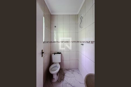 Banheiro de casa de condomínio para alugar com 3 quartos, 135m² em Chácara Mafalda, São Paulo