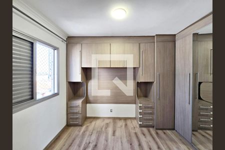 Quarto 01  de apartamento para alugar com 2 quartos, 67m² em Jardim Guarulhos, Guarulhos