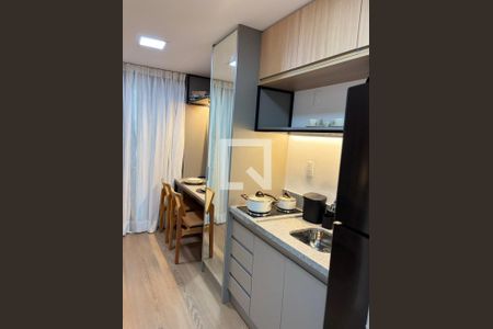 Cozinha de kitnet/studio à venda com 1 quarto, 27m² em Moema, São Paulo