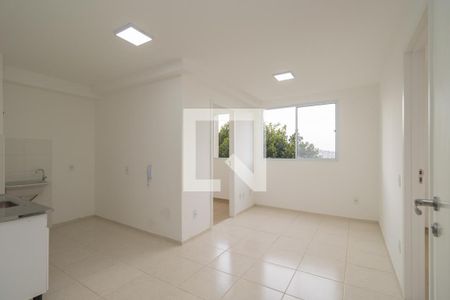 Sala de apartamento para alugar com 2 quartos, 35m² em Jardim Adutora, São Paulo