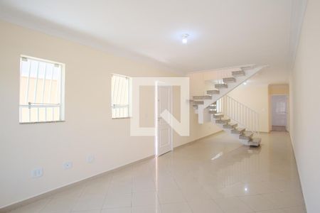 Sala de casa à venda com 3 quartos, 216m² em Chácara Seis de Outubro, São Paulo