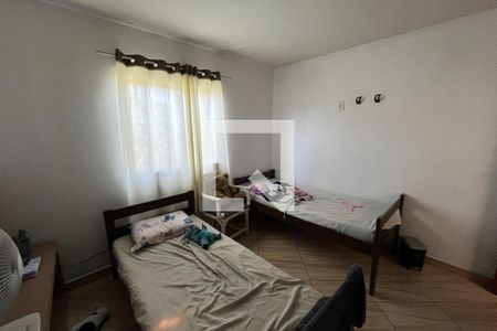 Quarto 2 de casa para alugar com 2 quartos, 90m² em Galeão, Rio de Janeiro