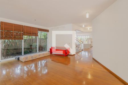 Sala  de casa à venda com 4 quartos, 540m² em Alto de Pinheiros, São Paulo