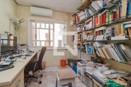 Escritório de casa de condomínio à venda com 3 quartos, 194m² em Cristal, Porto Alegre