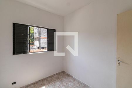 Quarto 2 de casa para alugar com 3 quartos, 100m² em Vila Santista, São Paulo