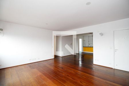 Sala de Estar de apartamento à venda com 3 quartos, 114m² em Pinheiros, São Paulo