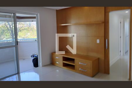 Sala de apartamento para alugar com 4 quartos, 150m² em Barra da Tijuca, Rio de Janeiro