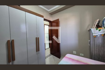 Quarto de apartamento à venda com 2 quartos, 69000m² em Vila Guarani, Santo André