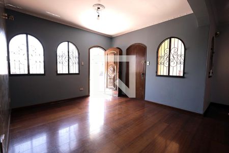 Sala  de casa para alugar com 3 quartos, 245m² em Utinga, Santo André