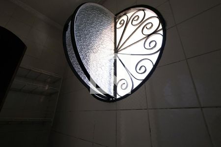 Banheiro de Serviço de casa para alugar com 3 quartos, 245m² em Utinga, Santo André