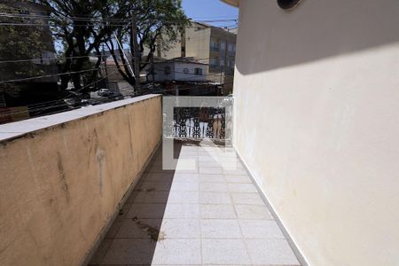 Sacada de casa para alugar com 3 quartos, 245m² em Utinga, Santo André