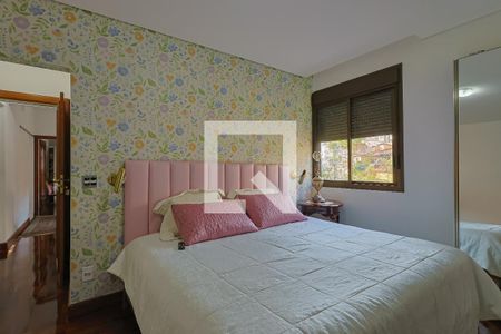 Apartamento à venda com 147m², 4 quartos e 2 vagasSuíte 2