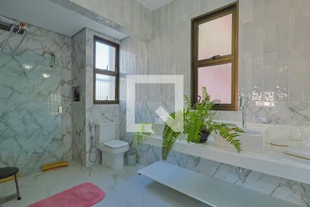 Apartamento à venda com 147m², 4 quartos e 2 vagasBanheiro da Suíte 2