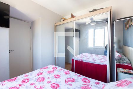 Quarto 1 de apartamento para alugar com 2 quartos, 32m² em Vila Carmosina, São Paulo
