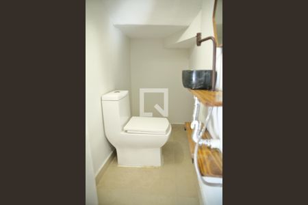 Lavabo de casa à venda com 3 quartos, 181m² em Vila Tupi, São Bernardo do Campo