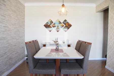 Sala de apartamento à venda com 2 quartos, 56m² em Jardim Nova Taboao, Guarulhos