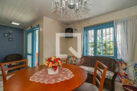 Sala de casa à venda com 4 quartos, 215m² em Jardim Dona Leopoldina, Porto Alegre