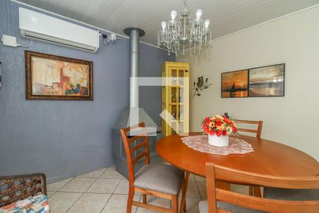 Sala de casa à venda com 4 quartos, 215m² em Jardim Dona Leopoldina, Porto Alegre
