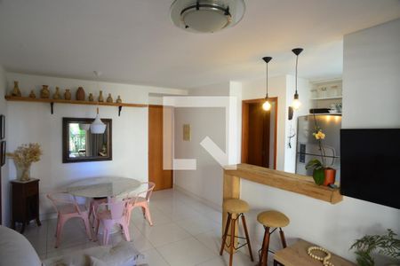Sala de apartamento para alugar com 2 quartos, 70m² em Barra da Tijuca, Rio de Janeiro