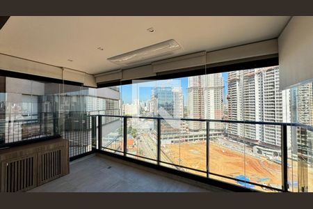 Apartamento à venda com 2 quartos, 106m² em Jardim das Acacias, São Paulo