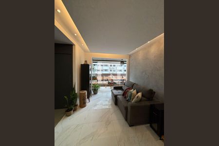 Sala de apartamento à venda com 2 quartos, 75m² em Barra da Tijuca, Rio de Janeiro