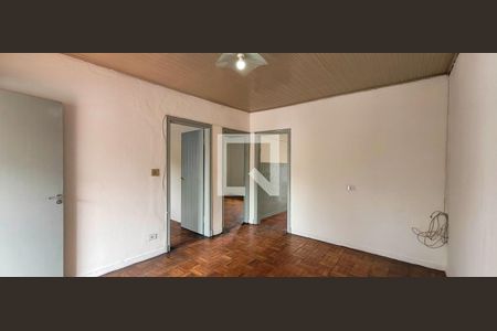 Sala de casa para alugar com 2 quartos, 120m² em Centro, Itaquaquecetuba