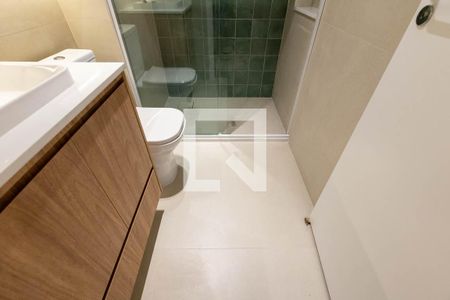 Banheiro de kitnet/studio para alugar com 1 quarto, 24m² em Vila Buarque, São Paulo