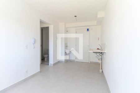 Sala de apartamento para alugar com 2 quartos, 38m² em Vila Carmosina, São Paulo