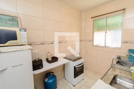 Cozinha e Área de Serviço de apartamento para alugar com 2 quartos, 47m² em Jardim Riacho das Pedras, Contagem