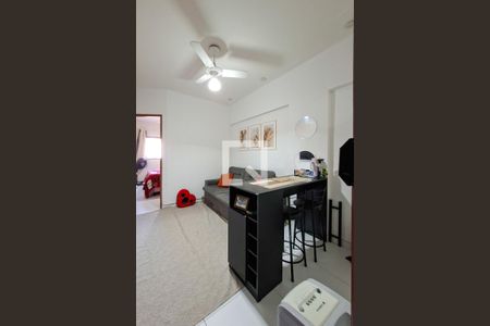 Sala de apartamento para alugar com 1 quarto, 33m² em Guilhermina, Praia Grande