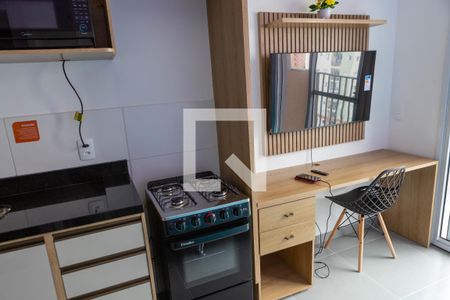 Fogão de apartamento para alugar com 1 quarto, 27m² em Vila Butantã, São Paulo