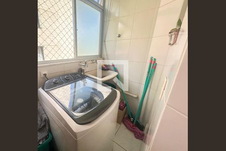 Cozinha e Área de Serviço de apartamento à venda com 3 quartos, 87m² em Palmares, Belo Horizonte