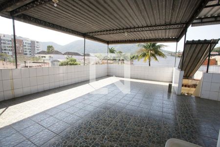 Terraço de casa à venda com 4 quartos, 194m² em Taquara, Rio de Janeiro
