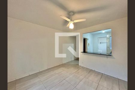 Sala de apartamento à venda com 2 quartos, 58m² em São Miguel, São Leopoldo